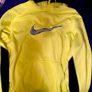 Nike XXL Therma-Fit sweatshirt